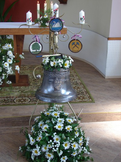 Zvon Svatá Barbora v kapli v Lukavici